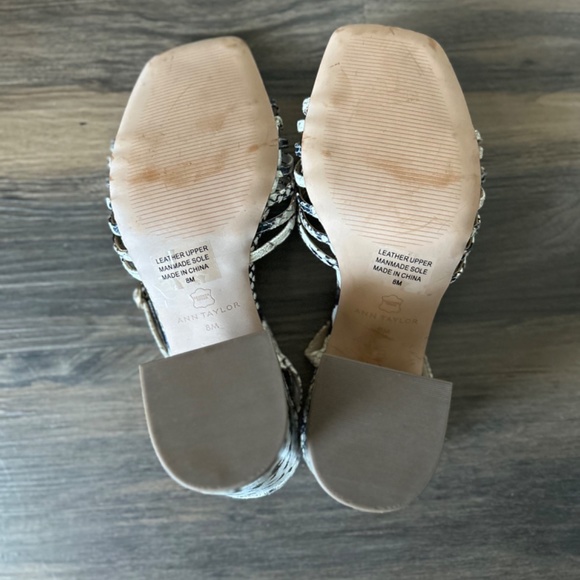 Ann Taylor block heel snake print shoes - Picture 8 of 10